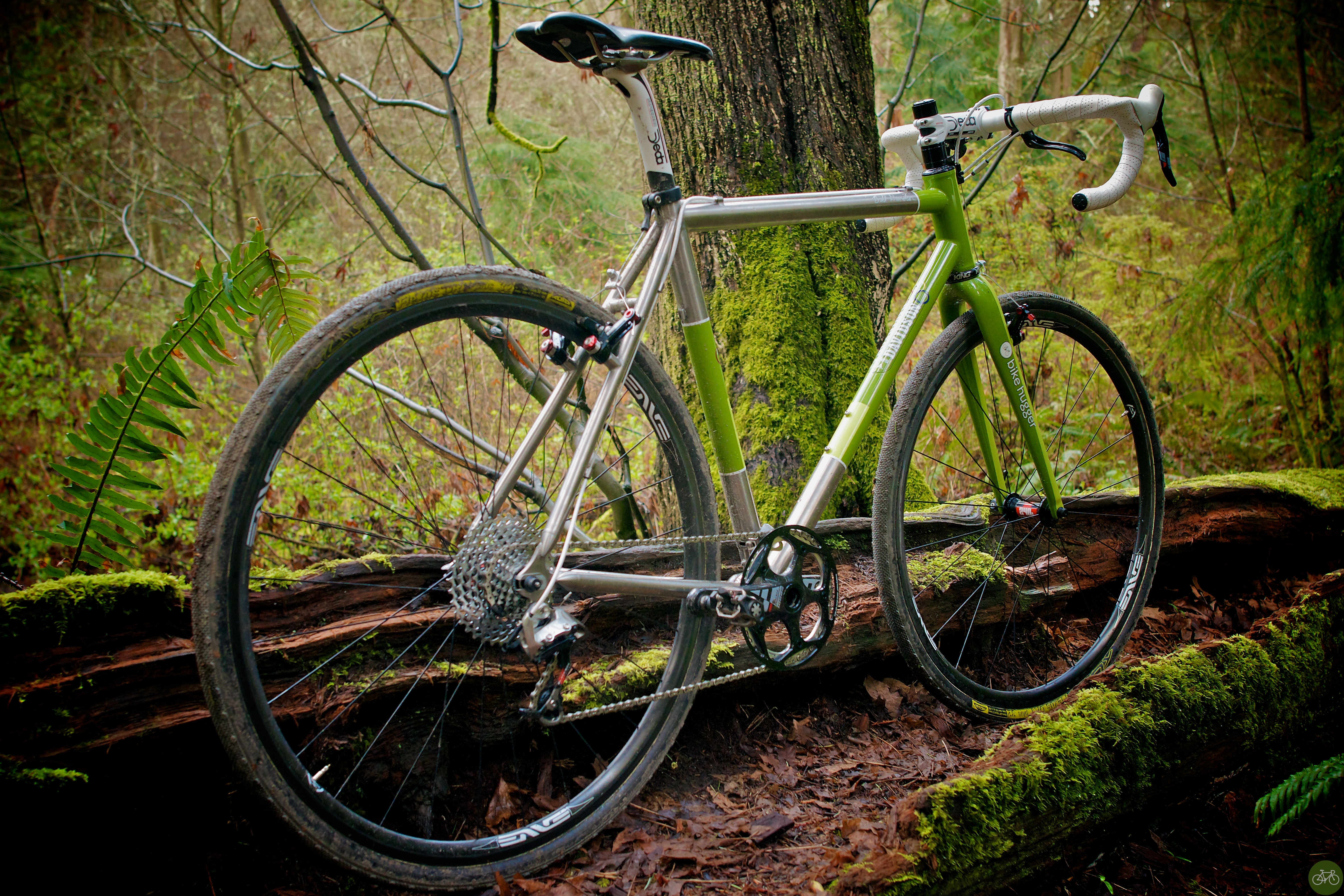 Gully photos of the D-Plus, our latest #makebikes project.